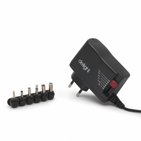 Univerzálny adaptér 3 - 12V • 2.5A • 30W Vymeniteľné konektory