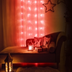 Svetelný záves - 48 ks červených LED - 60 x 120 cm - 2 x AA