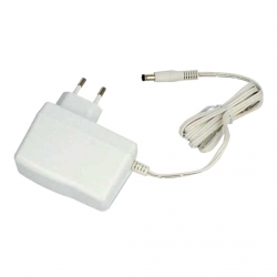 Adaptér napájací CWT 12V 2500mA (5,5x2,1mm)