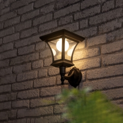 LED solárne svietidlo – nástenné – 21 x 21 cm – 8 LED – čierne – teplá biela