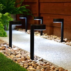 Zapichovacia solárna lampa - 1 LED - čierna - 31,5 x 7 x 9,5 cm